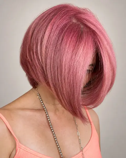 Bold colour at Ergys Studio
